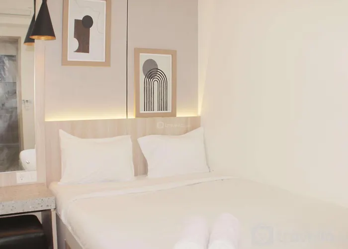 Serene And Cozy 2Br At Meikarta Apartment By Travelio